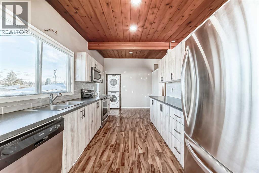 724 Millar Road Ne, Calgary, Alberta  T2E 5Z7 - Photo 3 - A2276252