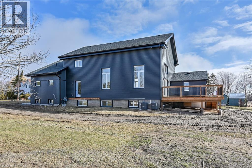 936 Concession 2 Walpole Road, Nanticoke, Ontario  N0A 1L0 - Photo 2 - 40806483