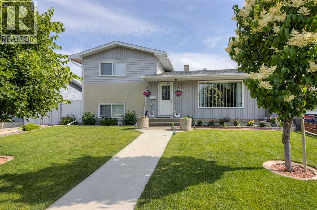 2235 23 Avenue, Coaldale, Alberta  T1M 1H4 - Photo 3 - A2297734