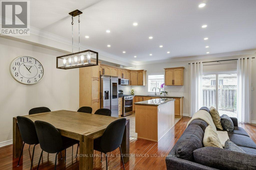 4069 Kilmer Drive, Burlington, Ontario  L7M 5A6 - Photo 12 - W12959704