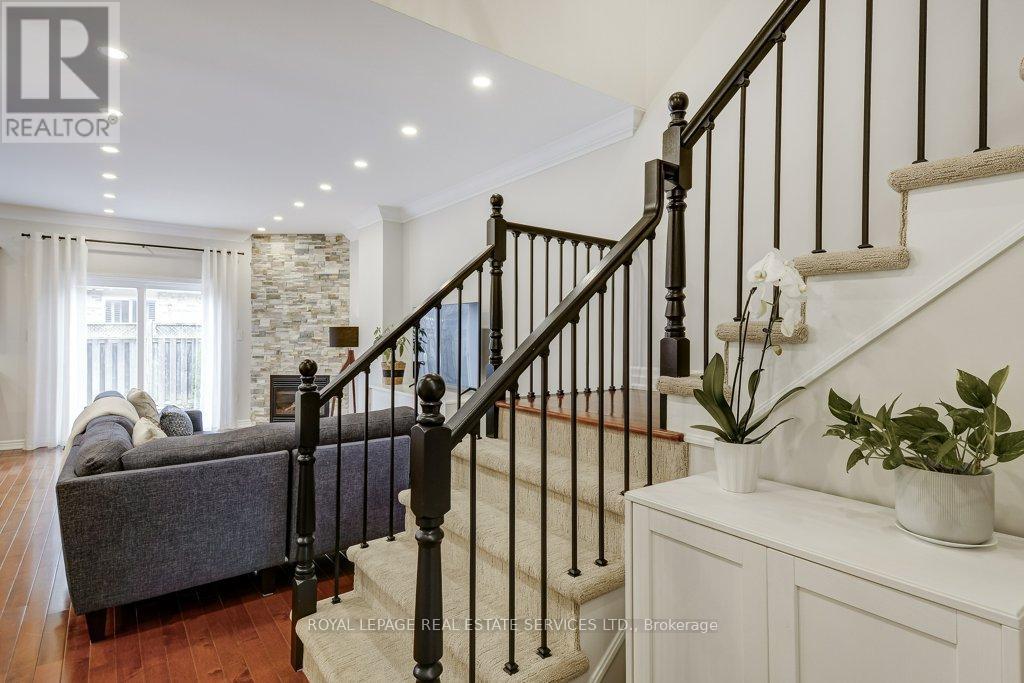 4069 Kilmer Drive, Burlington, Ontario  L7M 5A6 - Photo 20 - W12959704