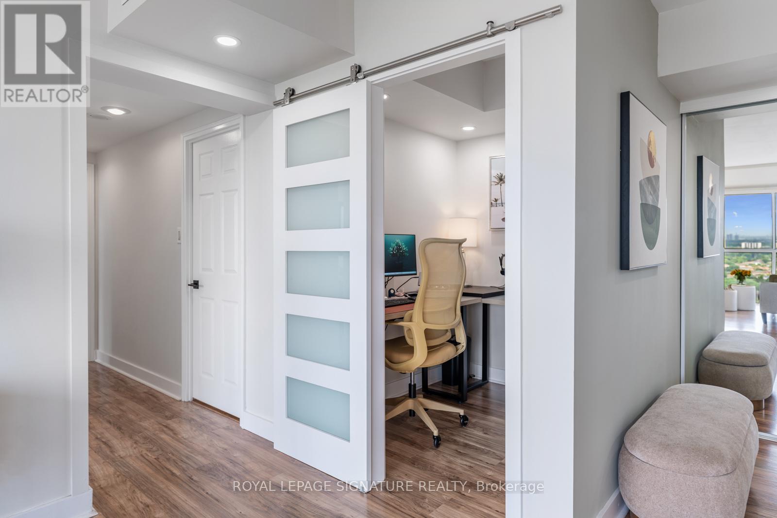 Lph4 - 880 Dundas Street W, Mississauga, Ontario  L5C 4H3 - Photo 24 - W12959794