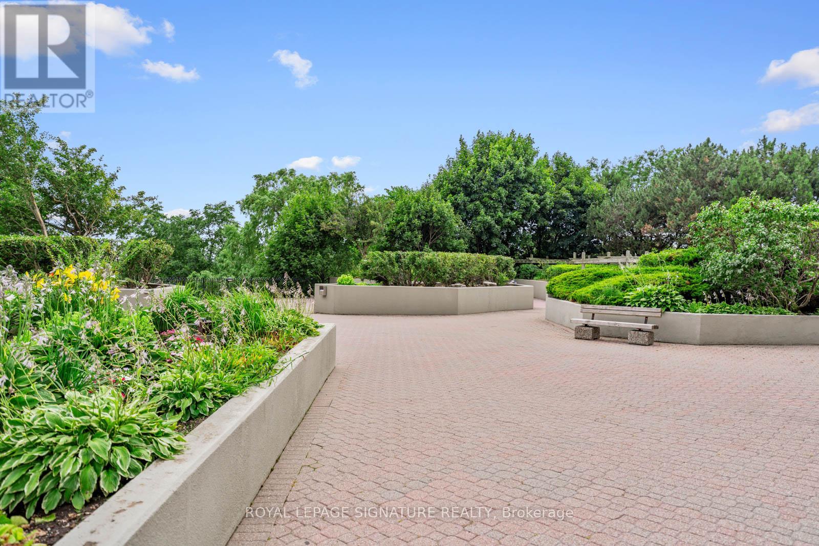 Lph4 - 880 Dundas Street W, Mississauga, Ontario  L5C 4H3 - Photo 28 - W12959794