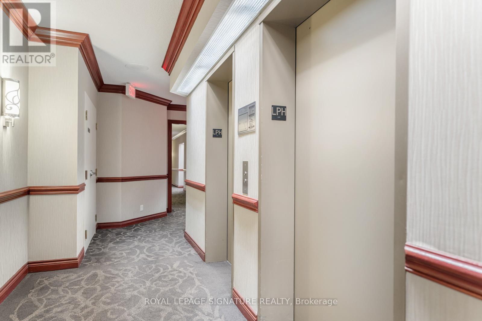 Lph4 - 880 Dundas Street W, Mississauga, Ontario  L5C 4H3 - Photo 43 - W12959794