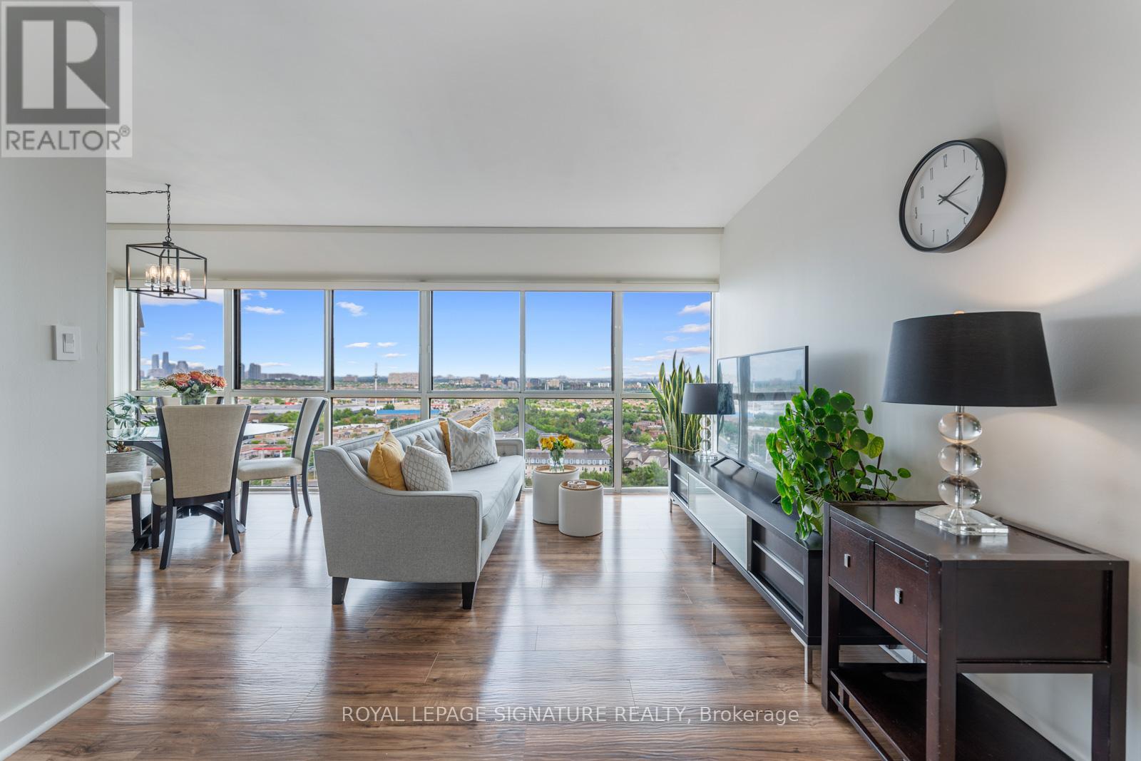 Lph4 - 880 Dundas Street W, Mississauga, Ontario  L5C 4H3 - Photo 6 - W12959794