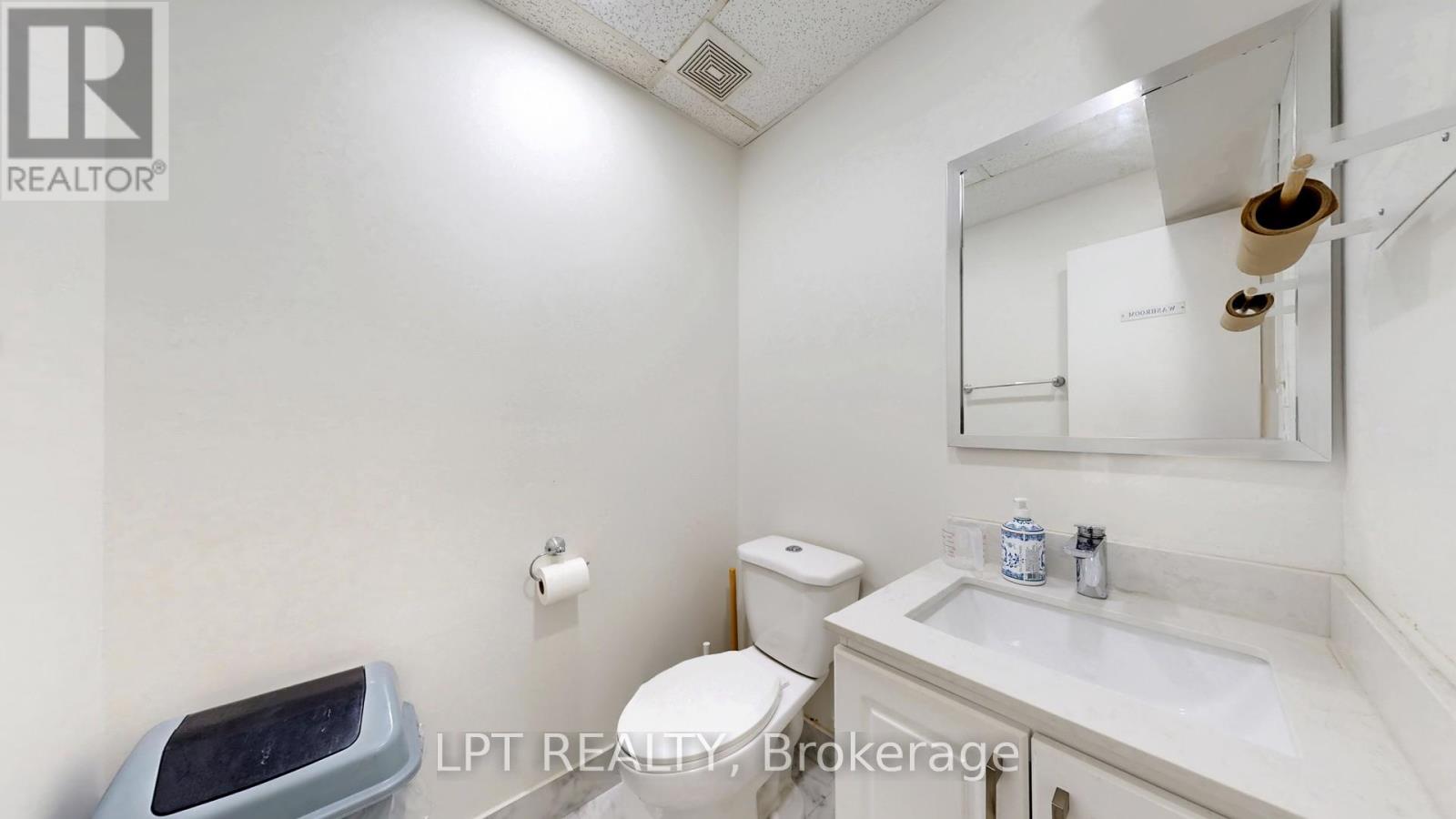 22 - 83 Kennedy Road S, Brampton, Ontario  L6W 3E1 - Photo 18 - W12959814