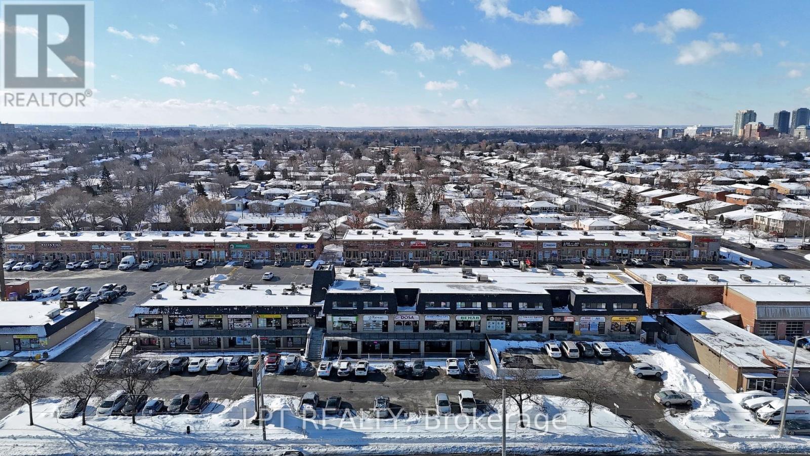 22 - 83 Kennedy Road S, Brampton, Ontario  L6W 3E1 - Photo 21 - W12959814