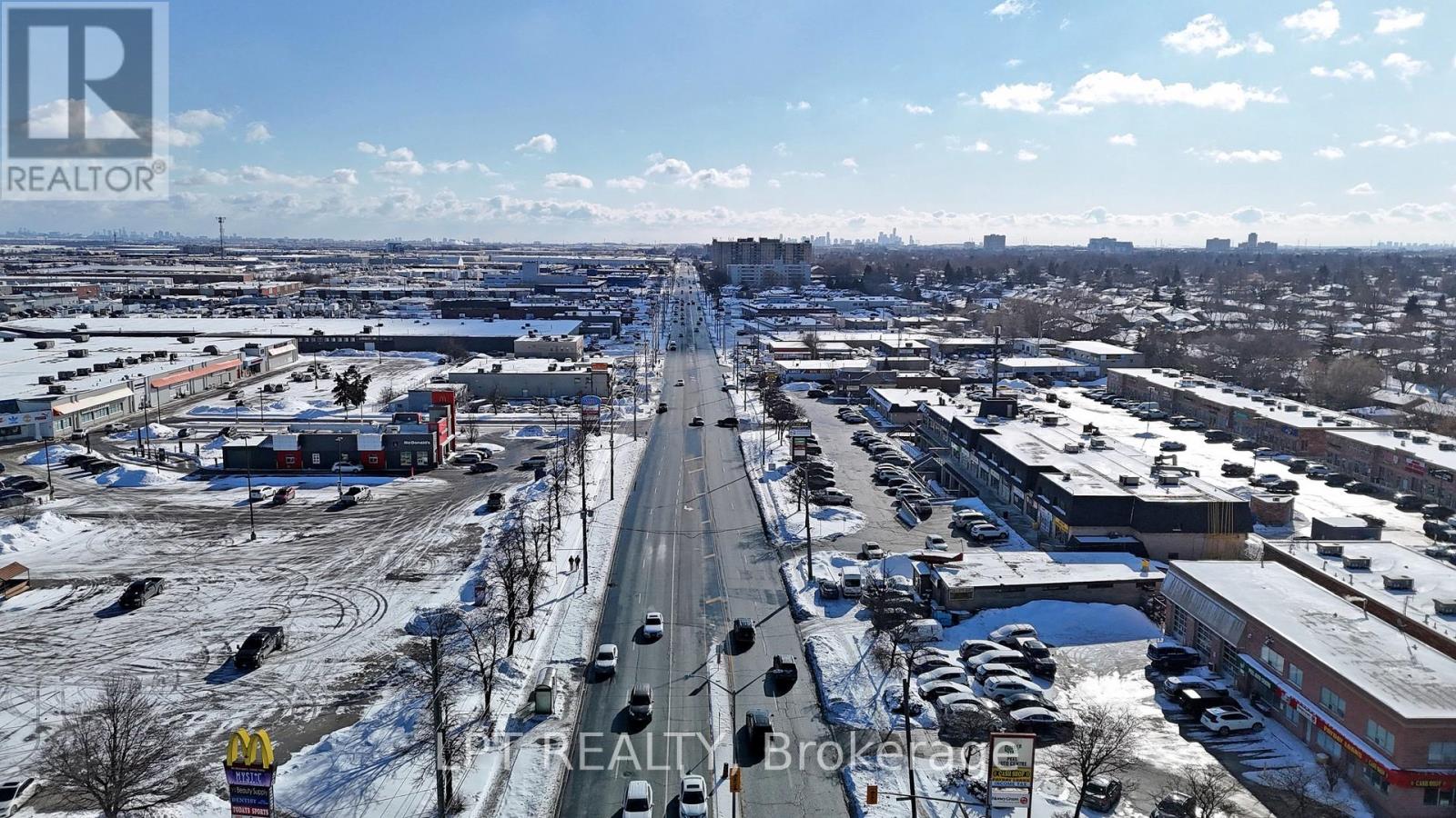 22 - 83 Kennedy Road S, Brampton, Ontario  L6W 3E1 - Photo 22 - W12959814