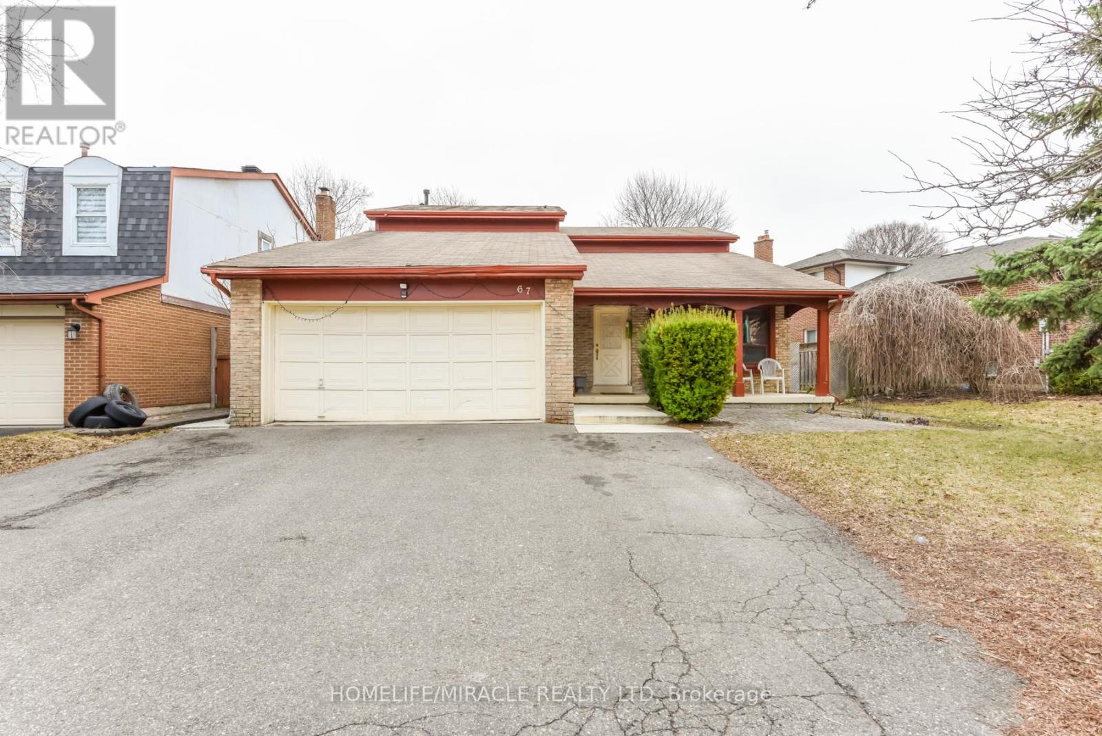 67 Massey Street, Brampton, Ontario  L6S 3A3 - Photo 1 - W12959816