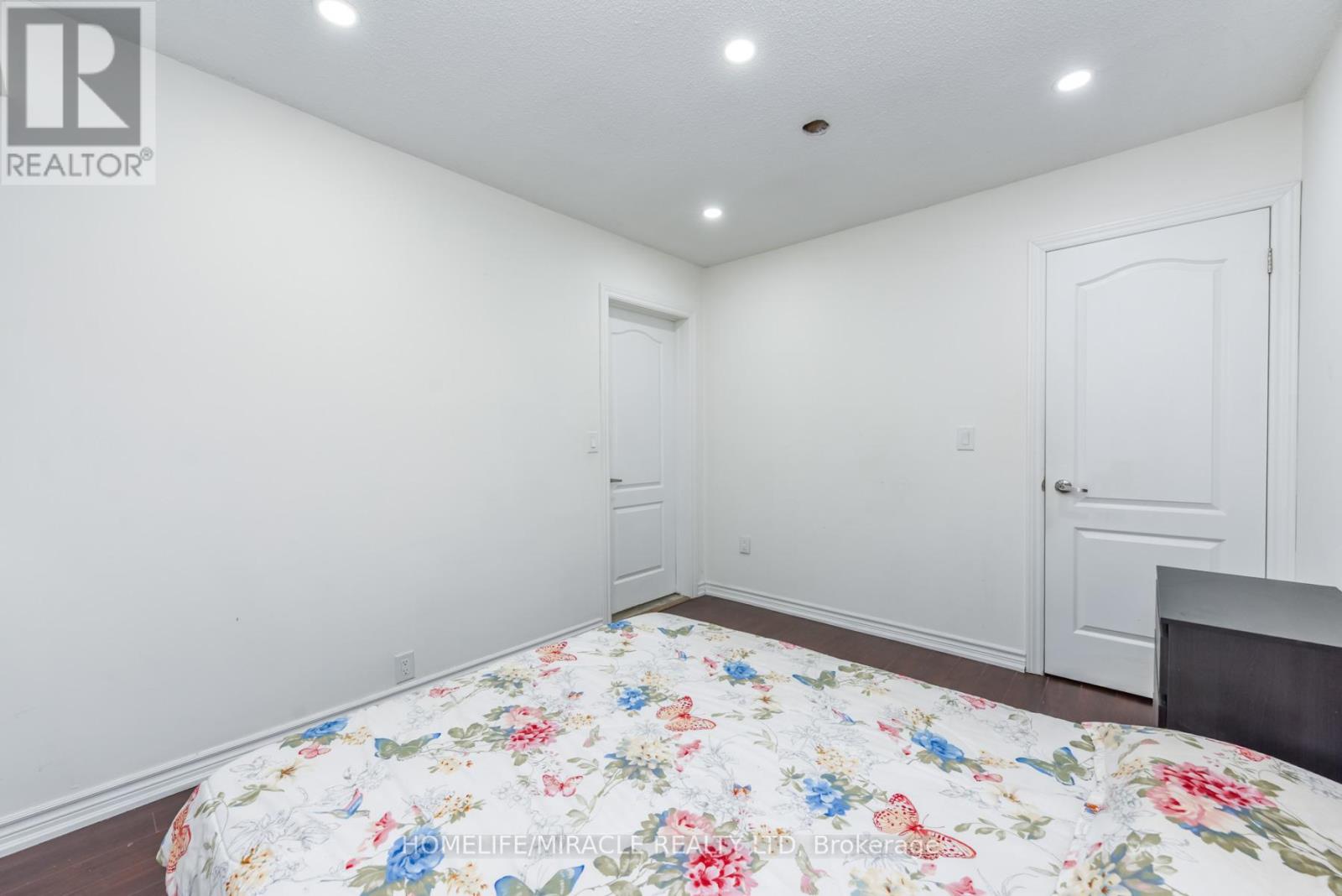 67 Massey Street, Brampton, Ontario  L6S 3A3 - Photo 31 - W12959816