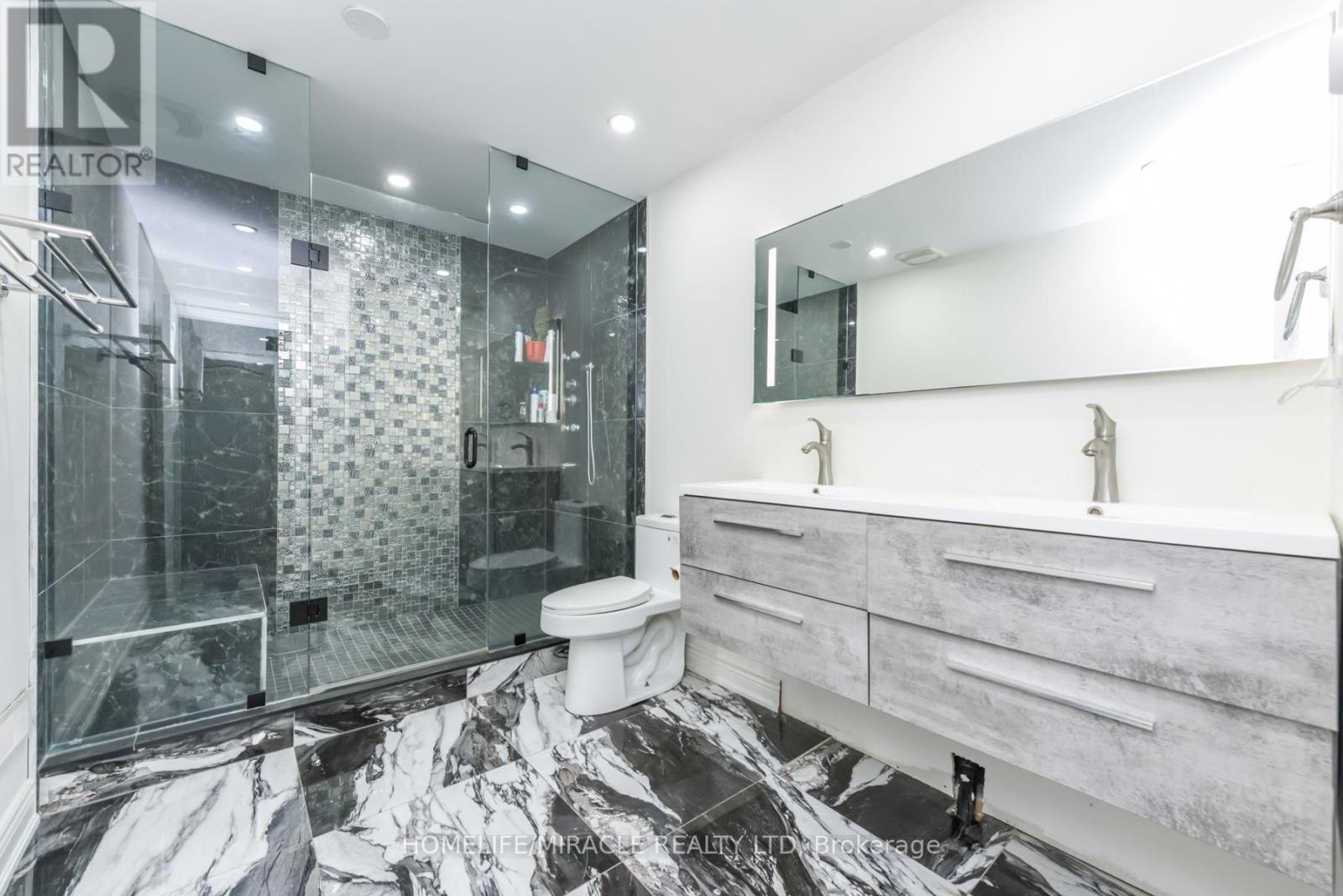 67 Massey Street, Brampton, Ontario  L6S 3A3 - Photo 36 - W12959816