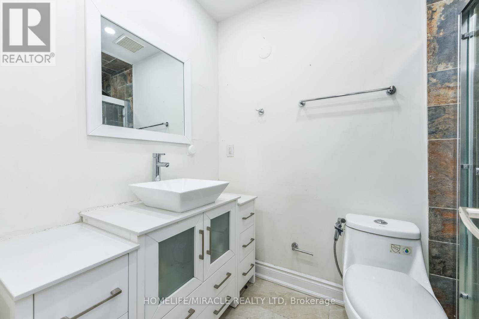 67 Massey Street, Brampton, Ontario  L6S 3A3 - Photo 45 - W12959816