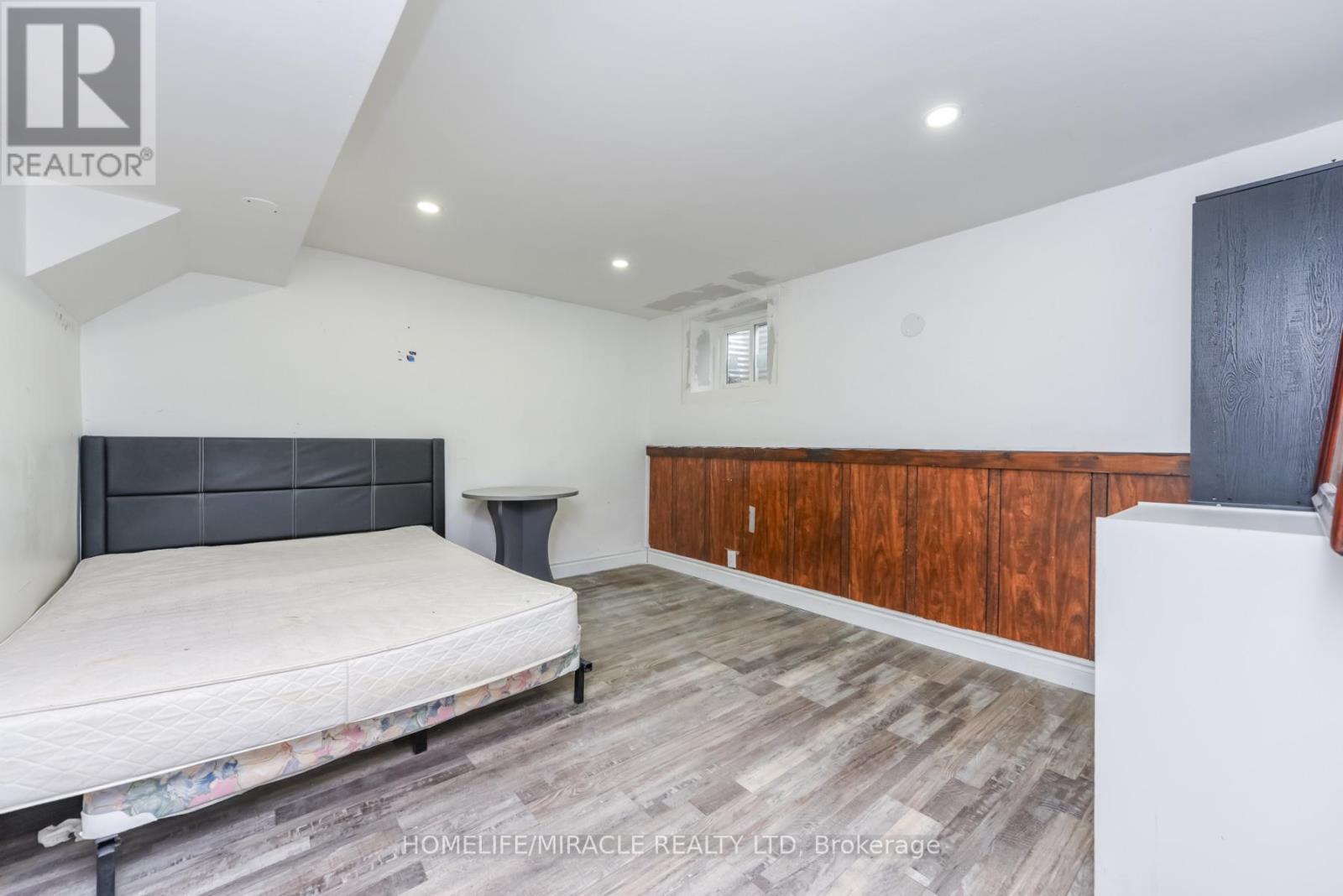 67 Massey Street, Brampton, Ontario  L6S 3A3 - Photo 47 - W12959816