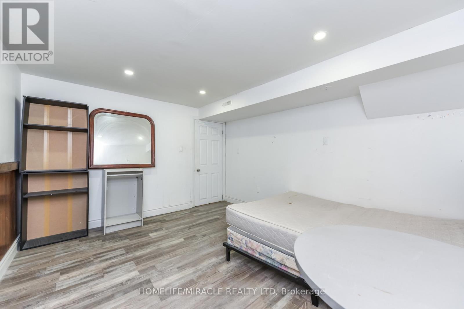 67 Massey Street, Brampton, Ontario  L6S 3A3 - Photo 48 - W12959816