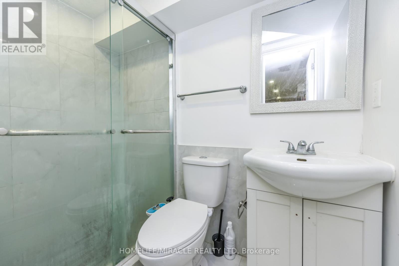 67 Massey Street, Brampton, Ontario  L6S 3A3 - Photo 49 - W12959816