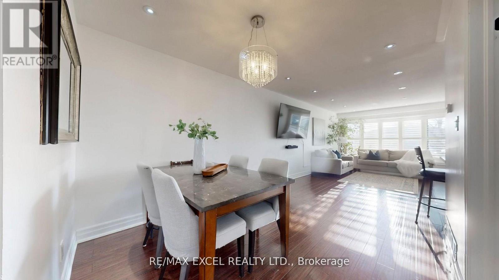 1849 Bonnymede Drive, Mississauga, Ontario  L5J 1E2 - Photo 18 - W12959844