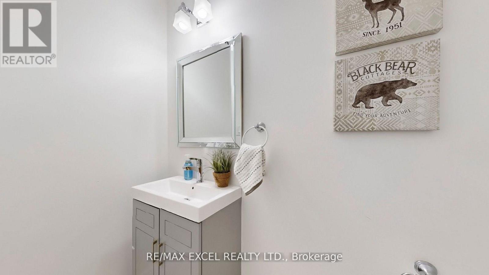 1849 Bonnymede Drive, Mississauga, Ontario  L5J 1E2 - Photo 28 - W12959844