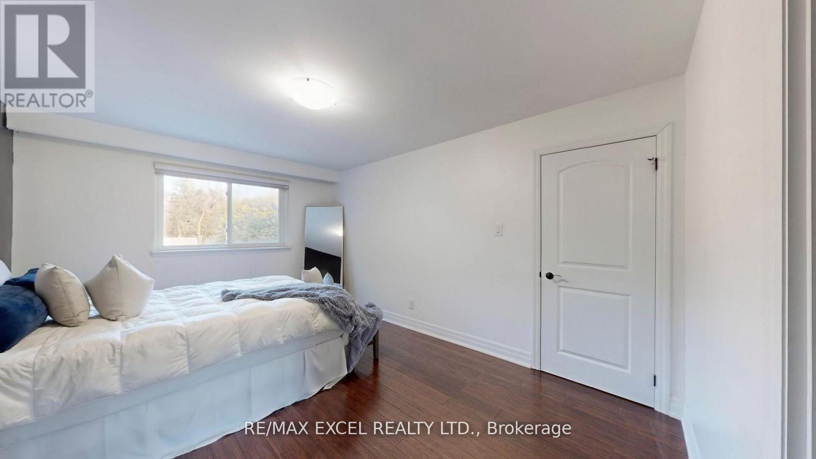 1849 Bonnymede Drive, Mississauga, Ontario  L5J 1E2 - Photo 35 - W12959844