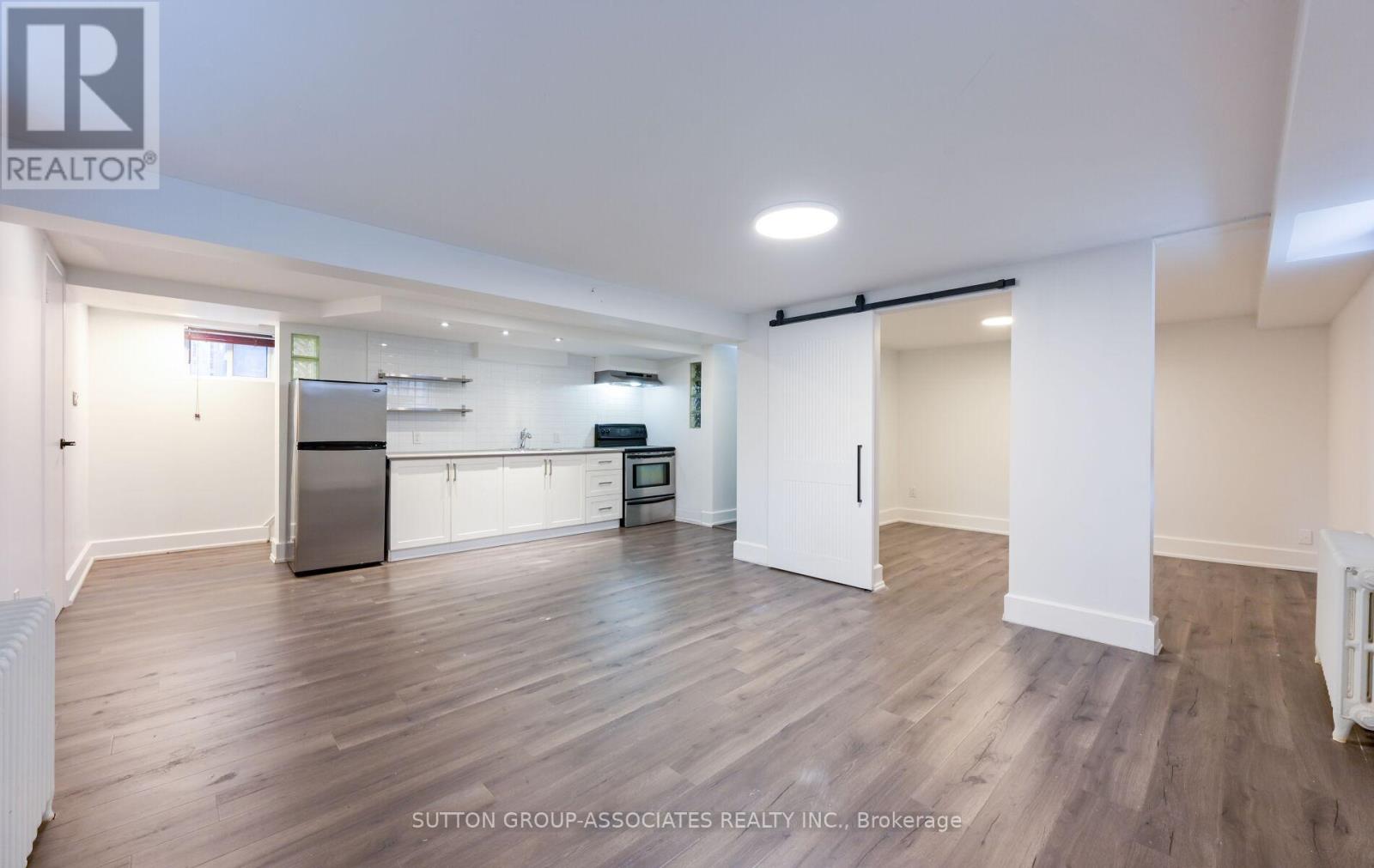 Lower - 24 Alyward Street, Toronto (Beechborough-Greenbrook), Ontario  M6M 3L3 - Photo 10 - W12959854