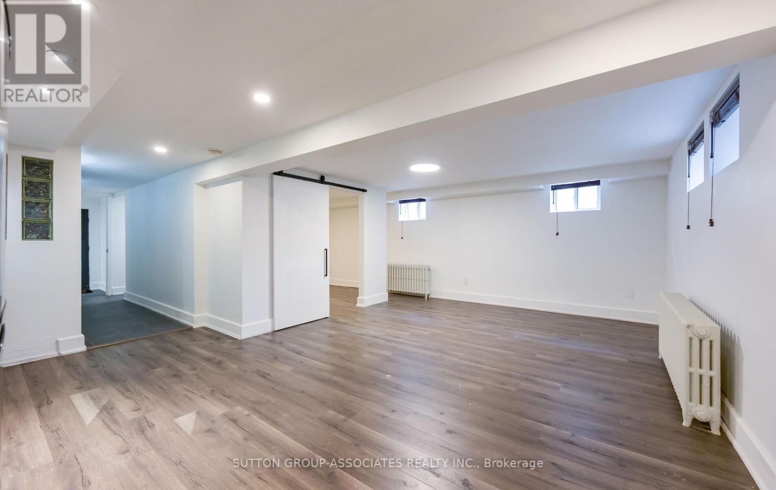 Lower - 24 Alyward Street, Toronto (Beechborough-Greenbrook), Ontario  M6M 3L3 - Photo 3 - W12959854