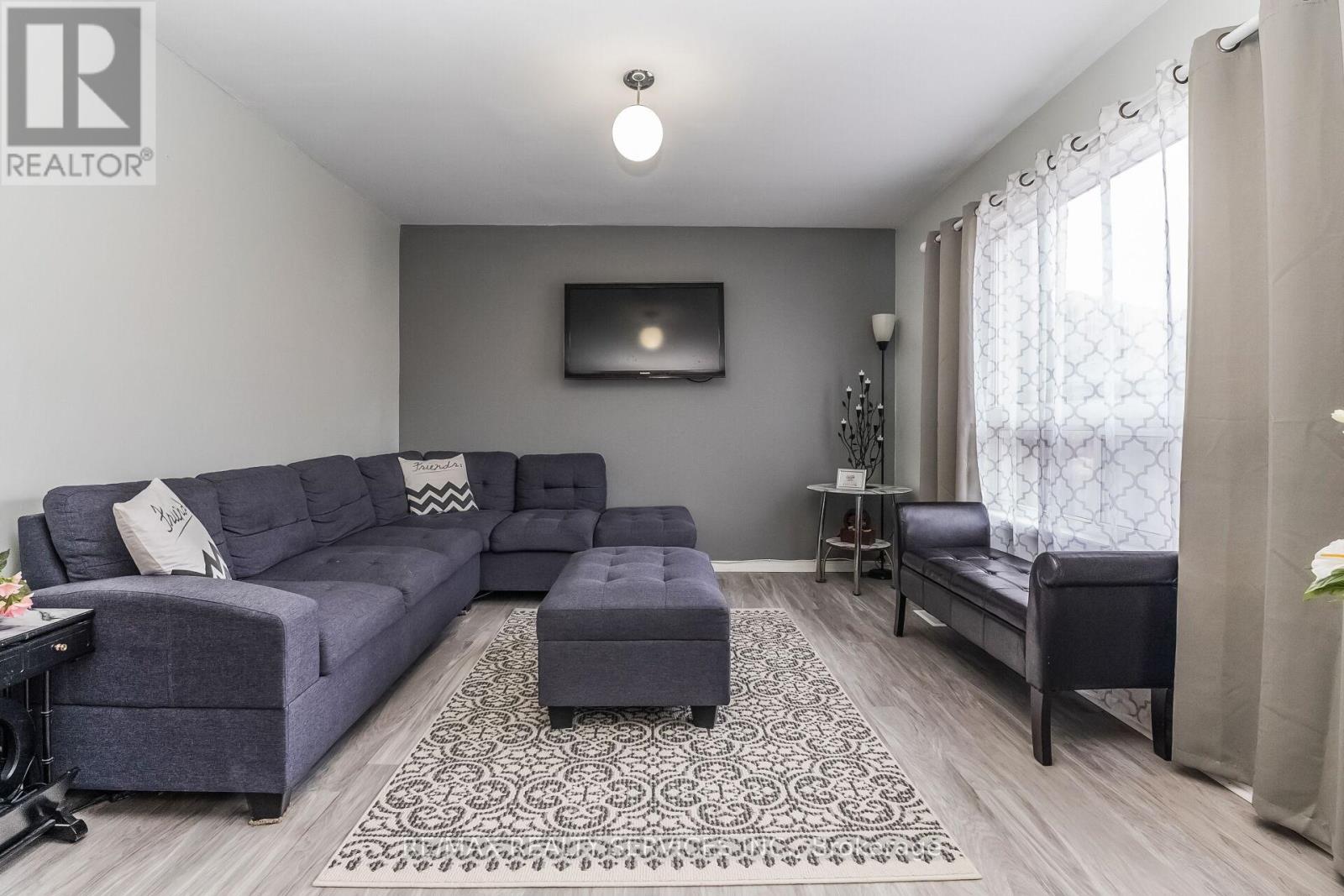 359 Edenbrook Hill Drive, Brampton, Ontario  L7A 2N4 - Photo 17 - W12959864