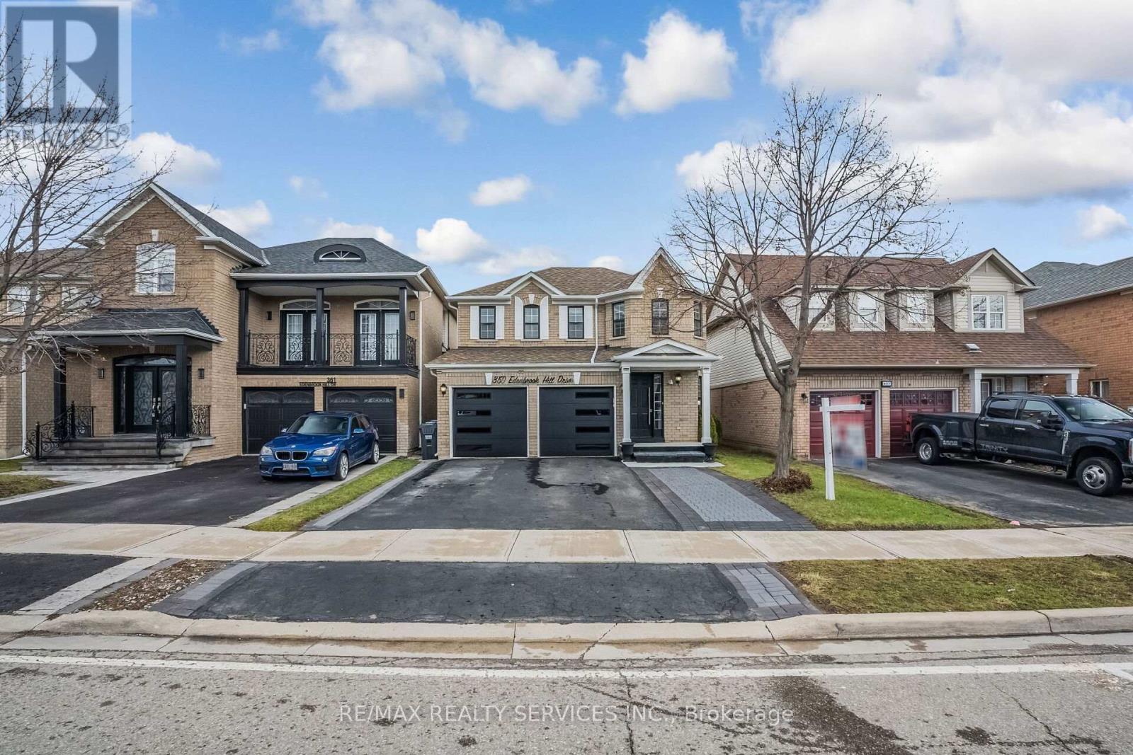 359 Edenbrook Hill Drive, Brampton, Ontario  L7A 2N4 - Photo 2 - W12959864