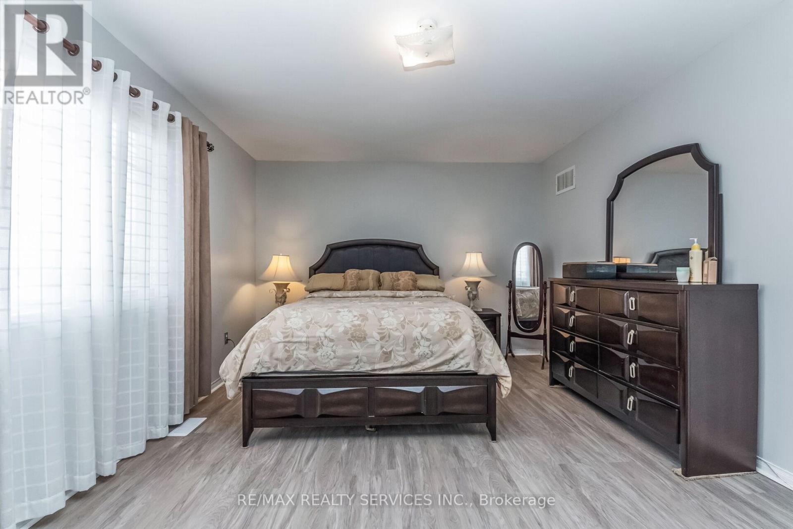 359 Edenbrook Hill Drive, Brampton, Ontario  L7A 2N4 - Photo 20 - W12959864