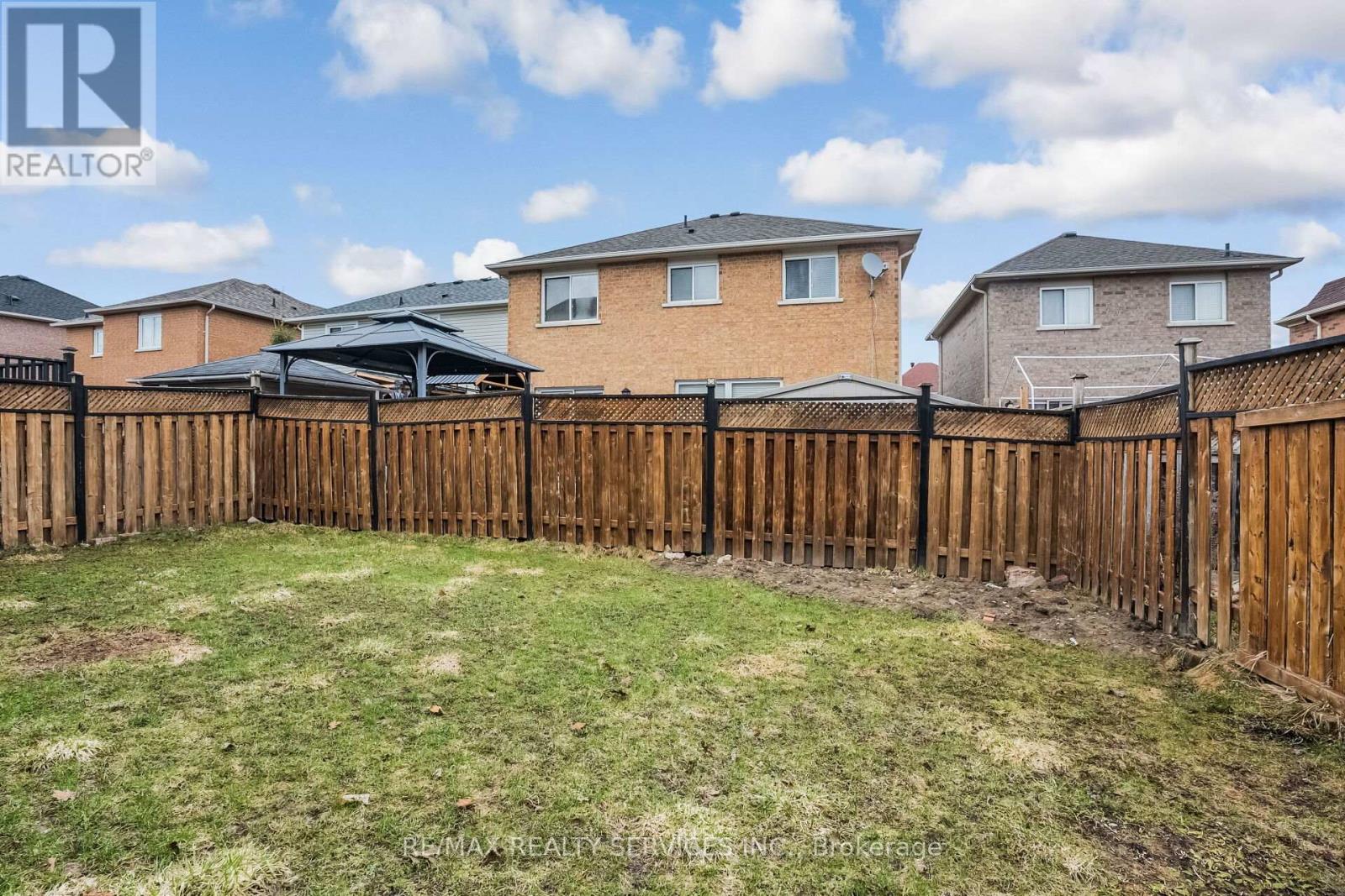 359 Edenbrook Hill Drive, Brampton, Ontario  L7A 2N4 - Photo 37 - W12959864