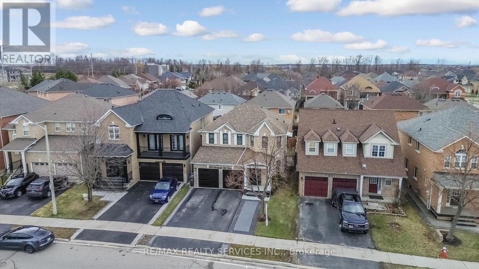 359 Edenbrook Hill Drive, Brampton, Ontario  L7A 2N4 - Photo 38 - W12959864