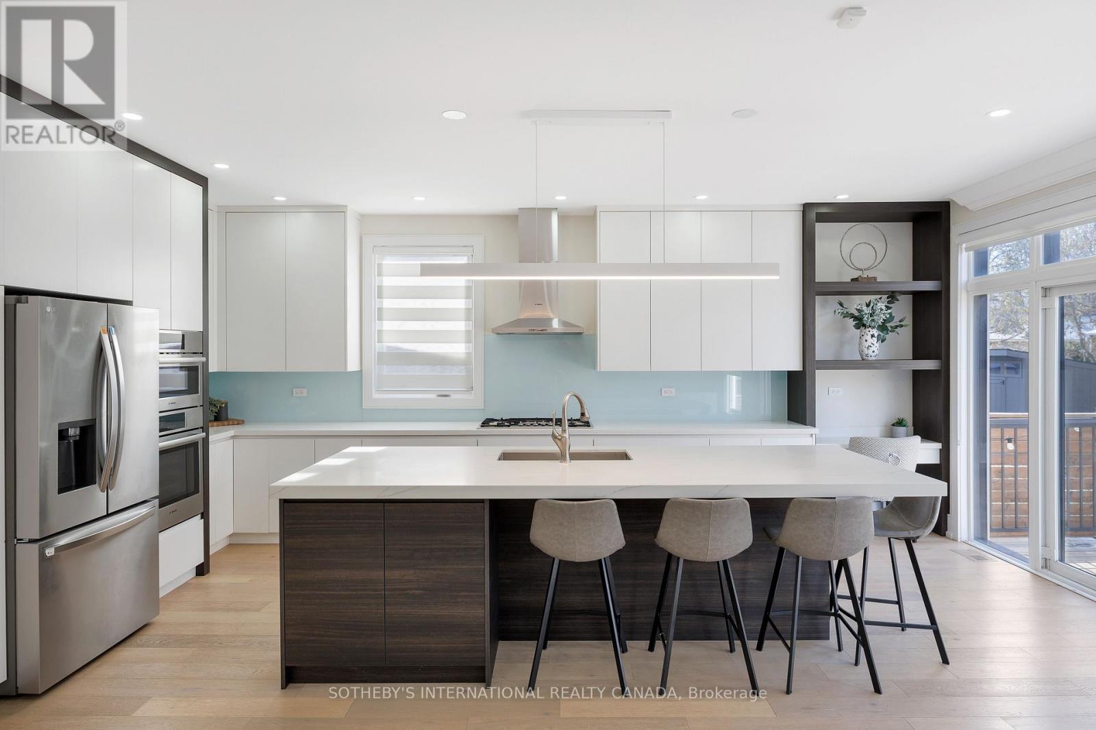 54 A Trueman Avenue, Toronto, Ontario  M8Z 5A2 - Photo 11 - W12959878