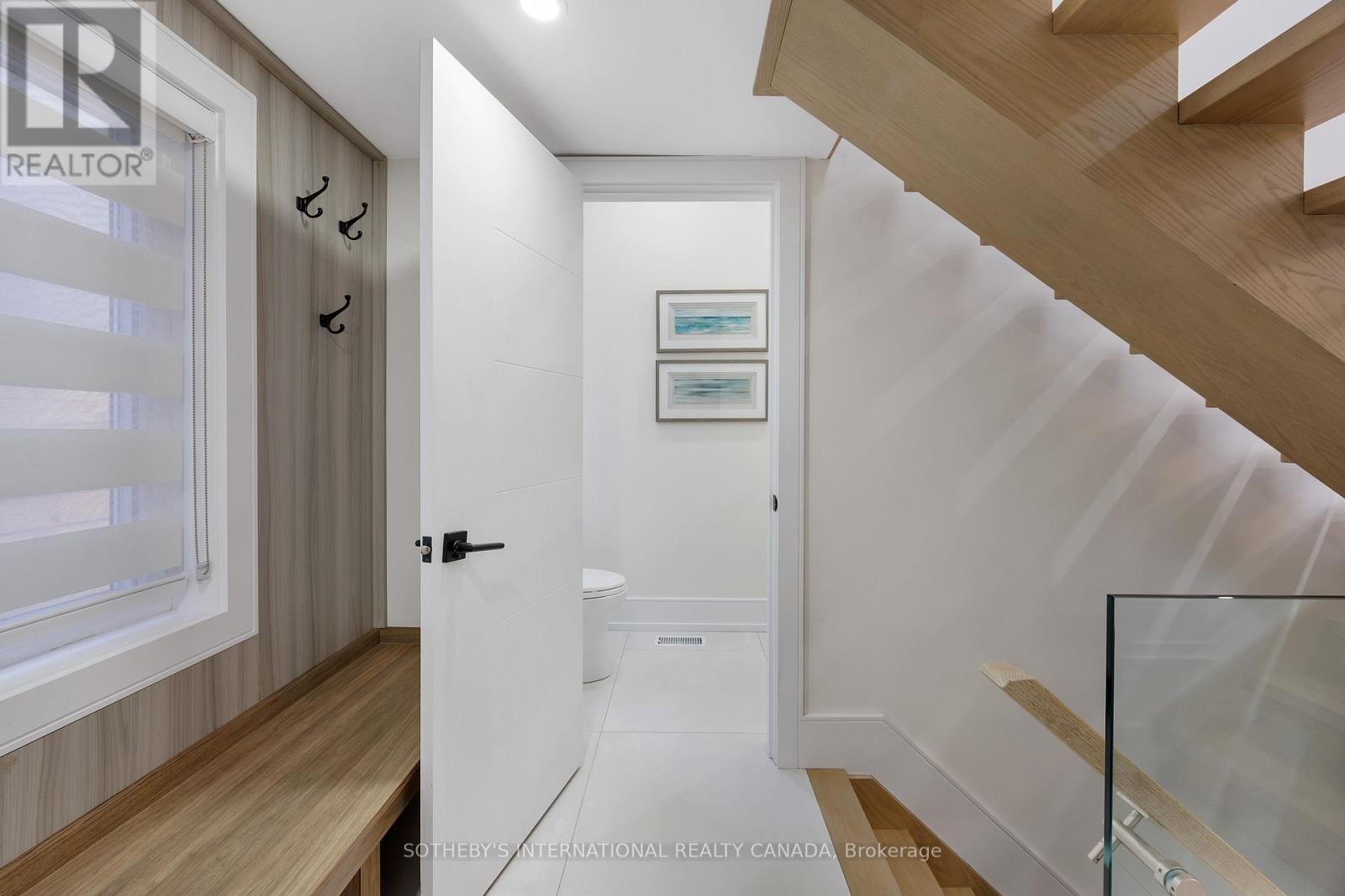 54 A Trueman Avenue, Toronto, Ontario  M8Z 5A2 - Photo 19 - W12959878