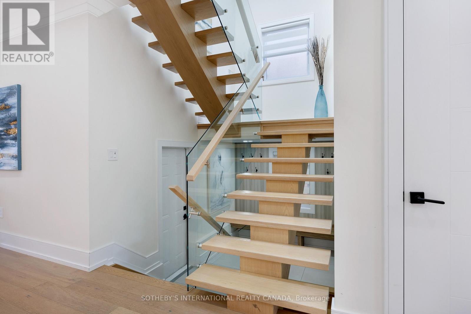 54 A Trueman Avenue, Toronto, Ontario  M8Z 5A2 - Photo 21 - W12959878