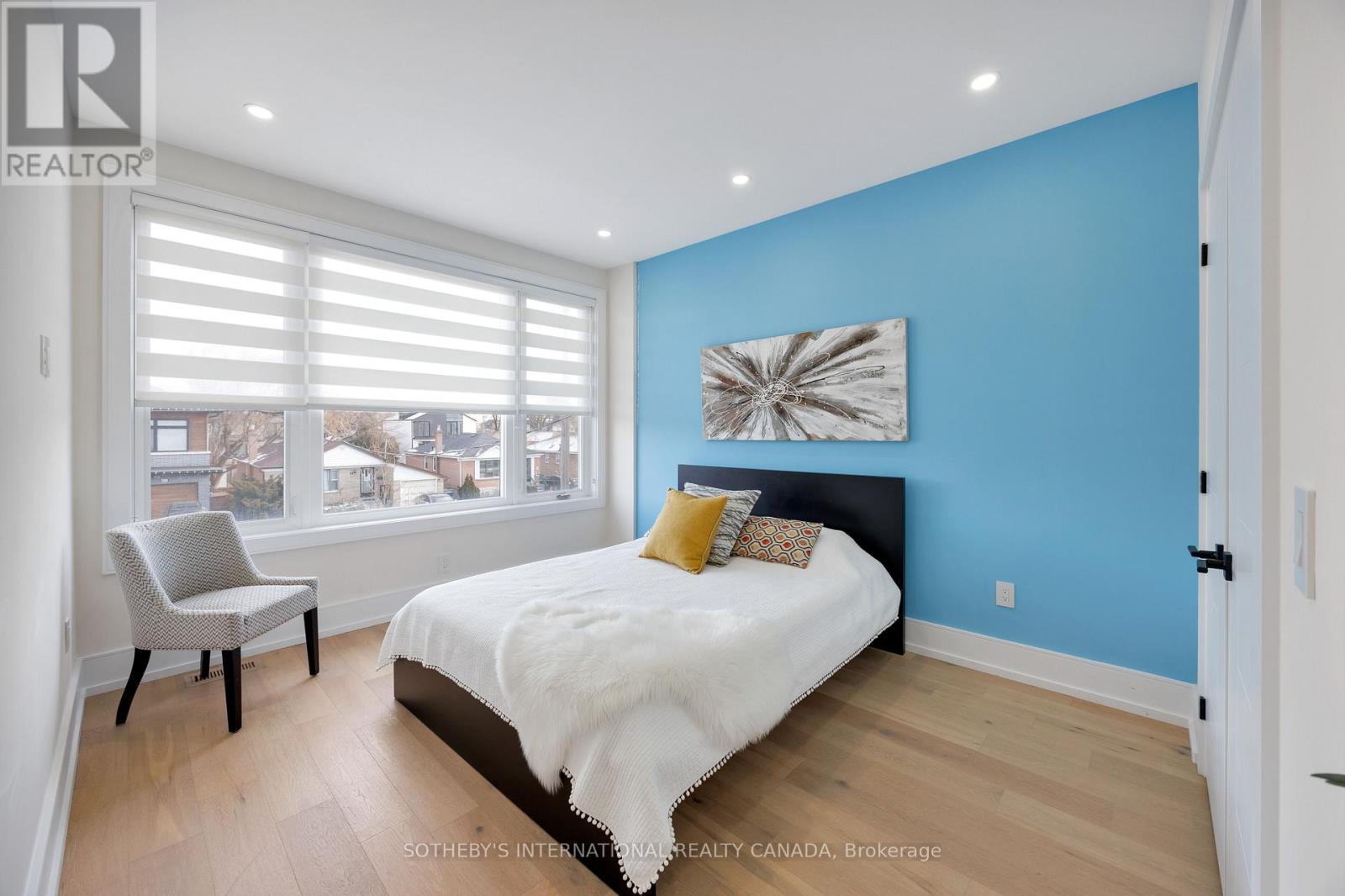 54 A Trueman Avenue, Toronto, Ontario  M8Z 5A2 - Photo 34 - W12959878