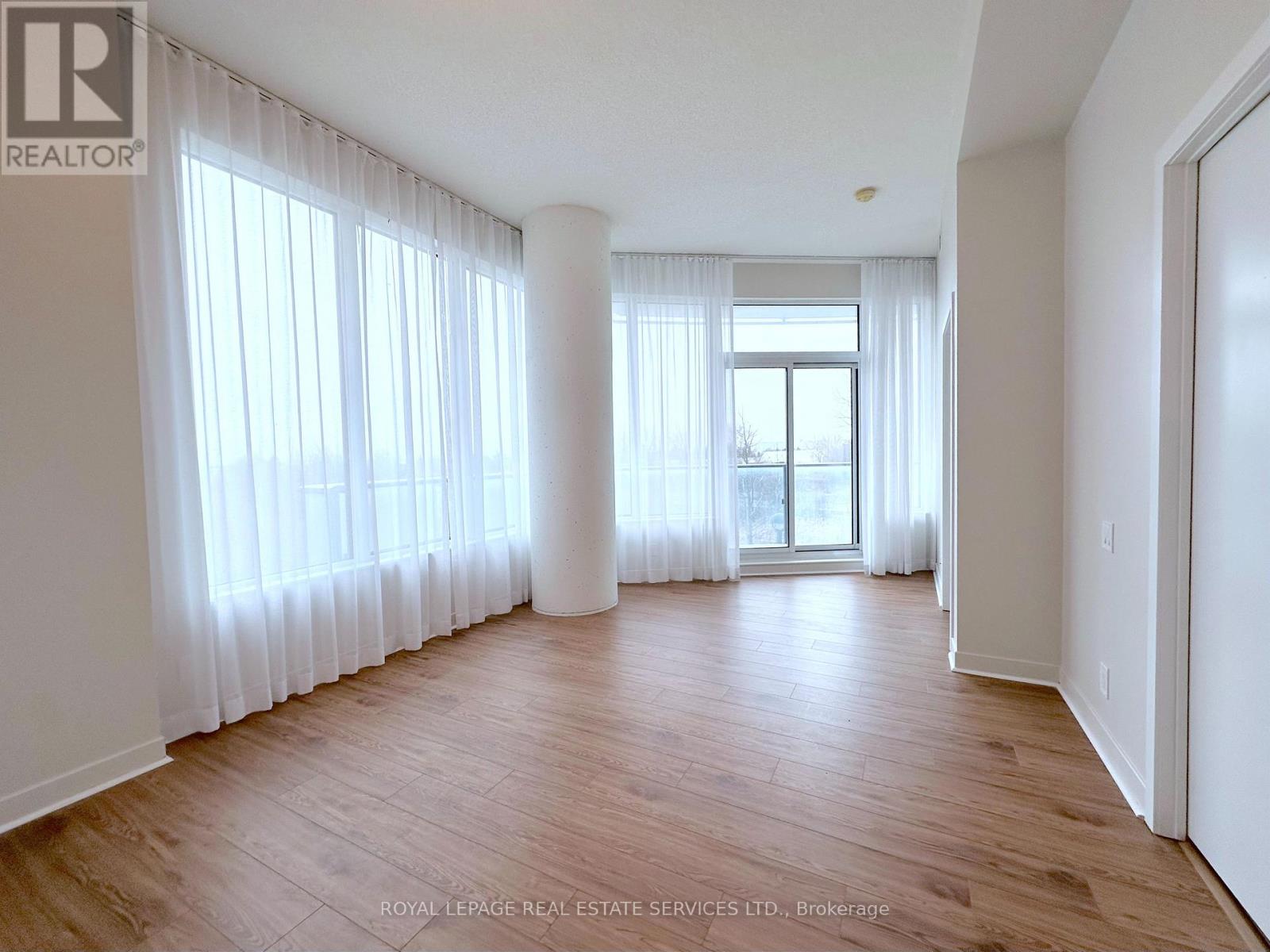 304 - 188 Clark Boulevard, Brampton, Ontario  L6T 0J2 - Photo 2 - W12959898