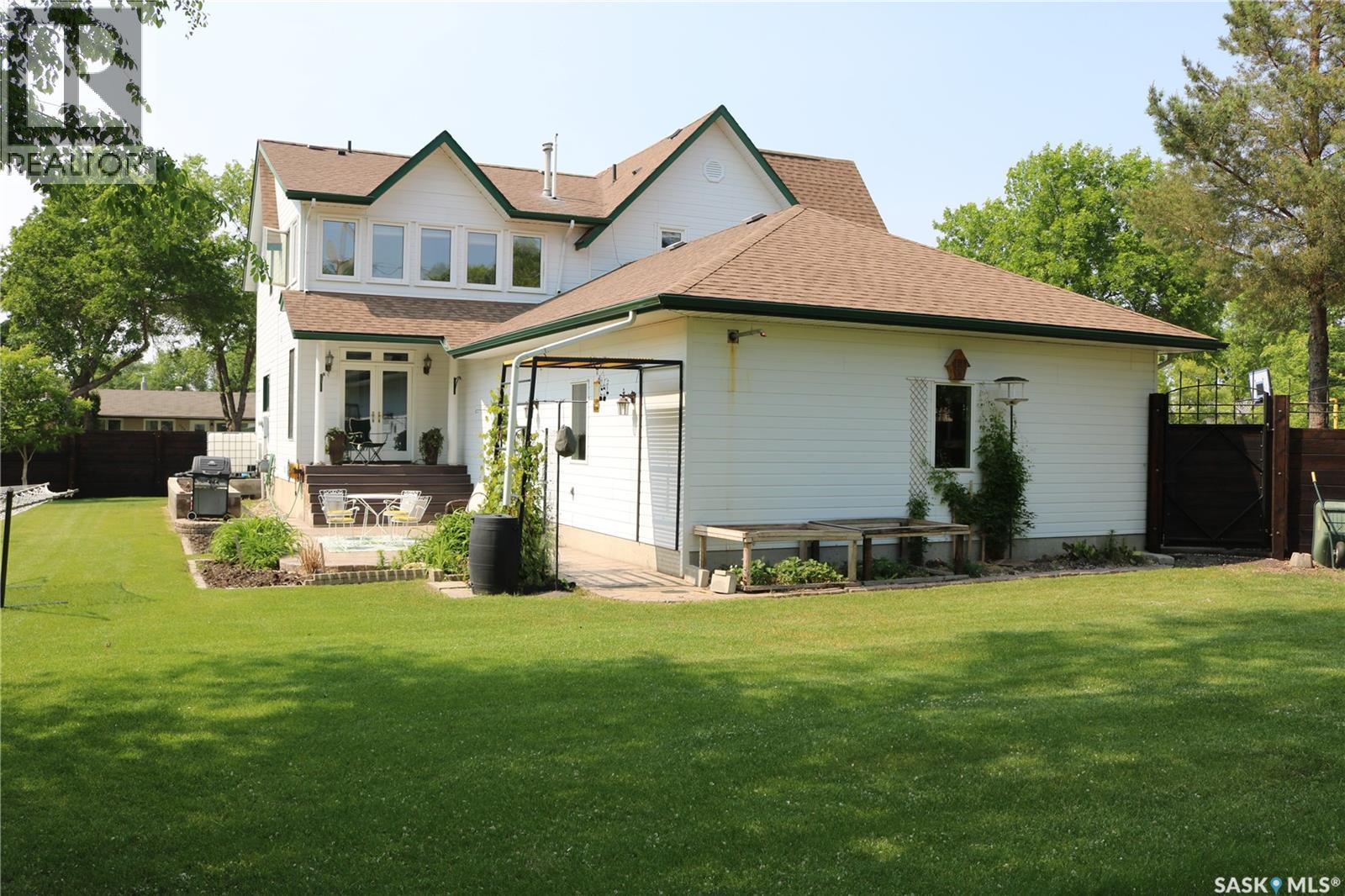 1001 Mark Avenue, Moosomin, Saskatchewan  S0G 3N0 - Photo 47 - SK032133