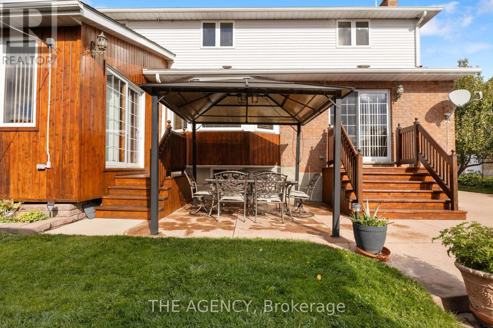 47 Burnt Ember Court, Kitchener, Ontario  N2A 3X3 - Photo 31 - X12959726