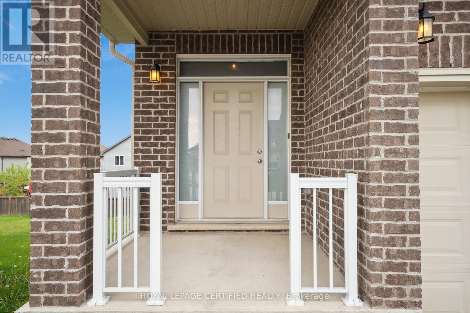 2823 Asima Drive, London South, Ontario  N6M 0B4 - Photo 4 - X12959862