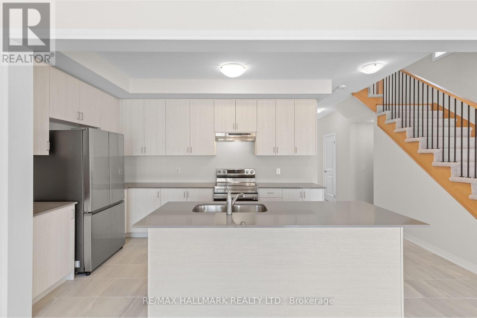 16 Crossmore Crescent, Cambridge, Ontario  N1S 0C7 - Photo 10 - X12959896