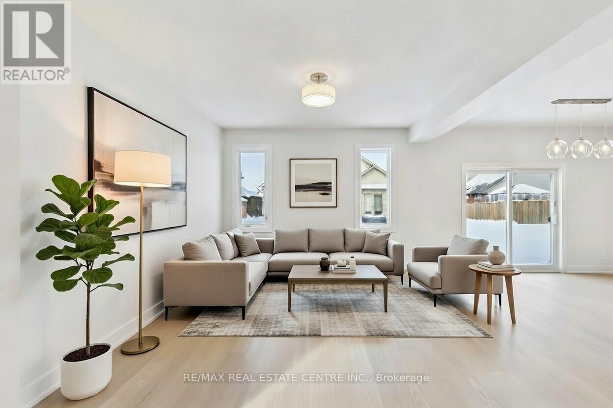 123 Maple Street, Mapleton, Ontario  N0G 1P0 - Photo 9 - X12950220