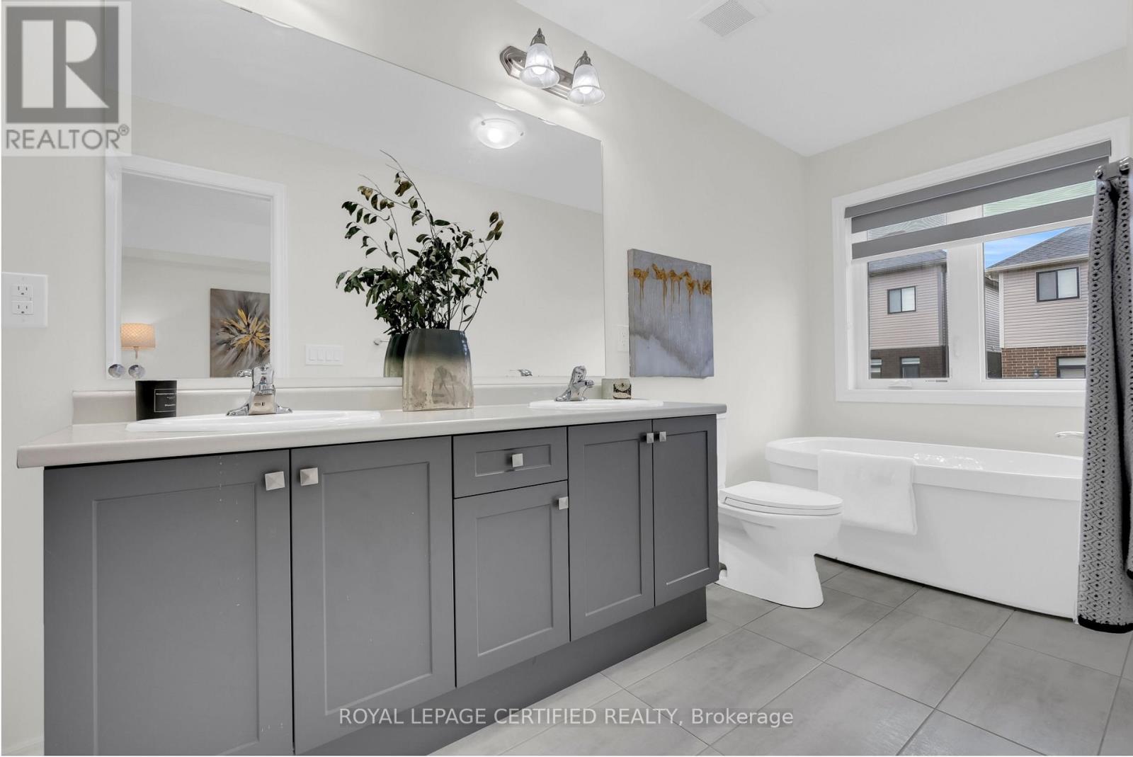 66 Grassbourne Avenue, Kitchener, Ontario  N2R 0S5 - Photo 23 - X12959642