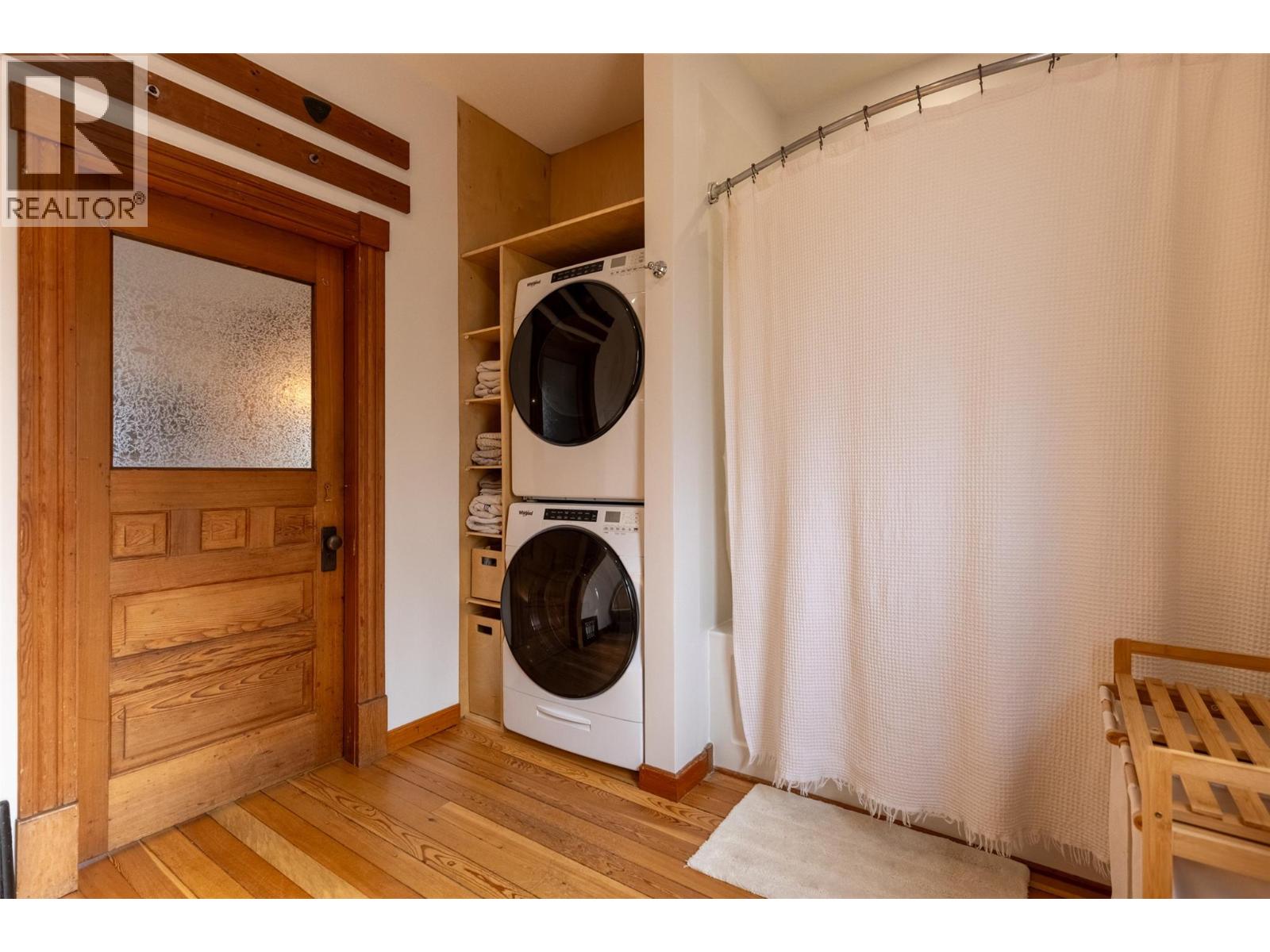 392 6th Avenue, Fernie, British Columbia  V0B 1M0 - Photo 39 - 10382110