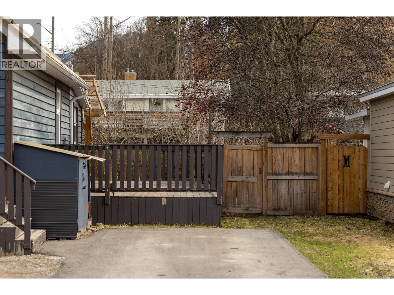 392 6th Avenue, Fernie, British Columbia  V0B 1M0 - Photo 54 - 10382110