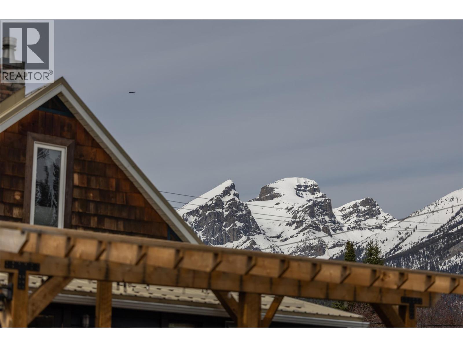 392 6th Avenue, Fernie, British Columbia  V0B 1M0 - Photo 56 - 10382110