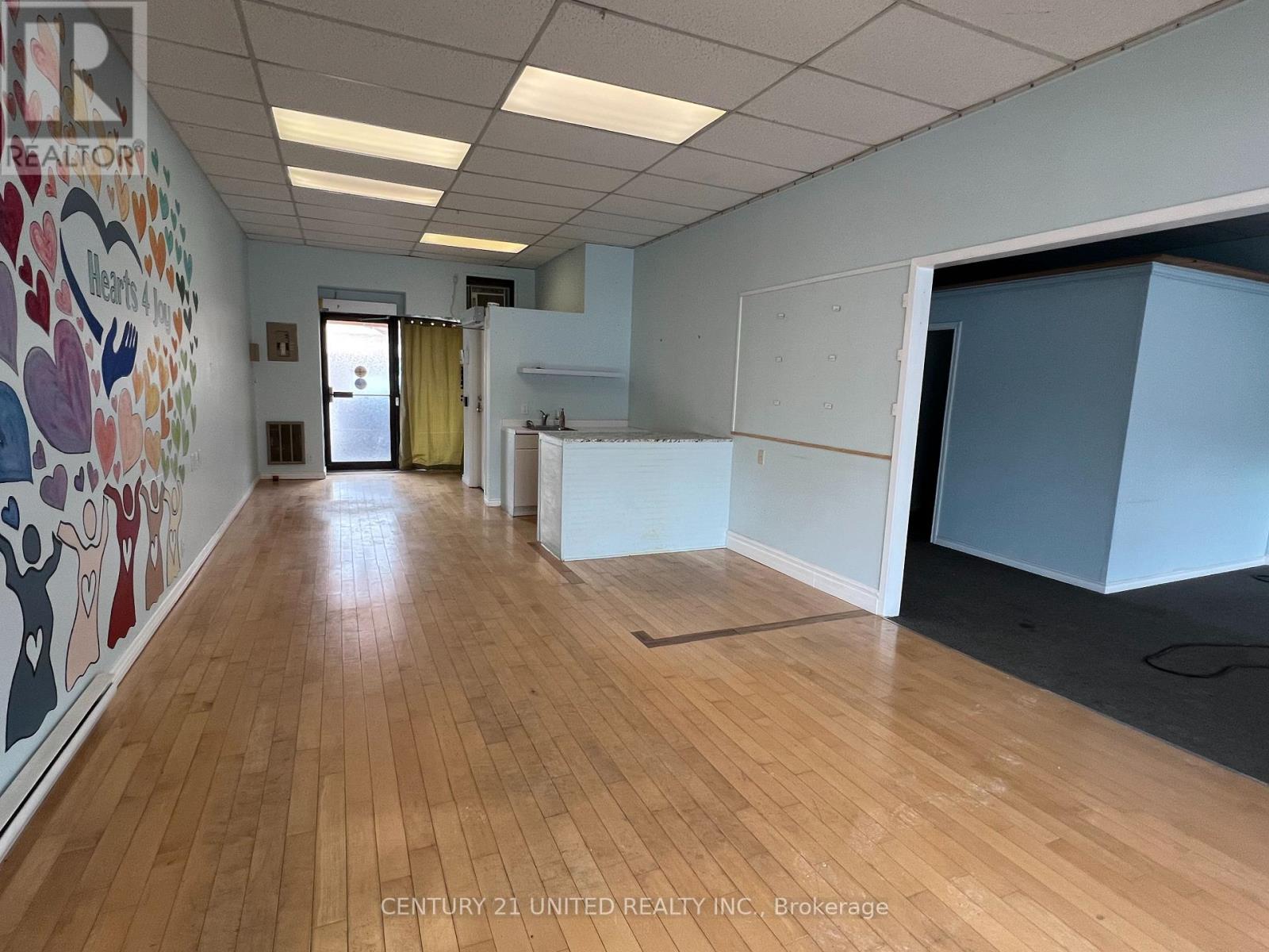 3 - 4 - 203 Simcoe Street, Peterborough, Ontario  K9H 2H6 - Photo 2 - X12959942