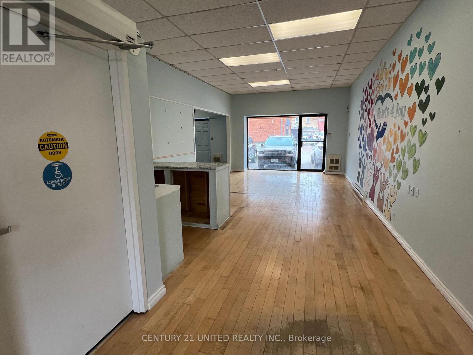 3 - 4 - 203 Simcoe Street, Peterborough, Ontario  K9H 2H6 - Photo 5 - X12959942