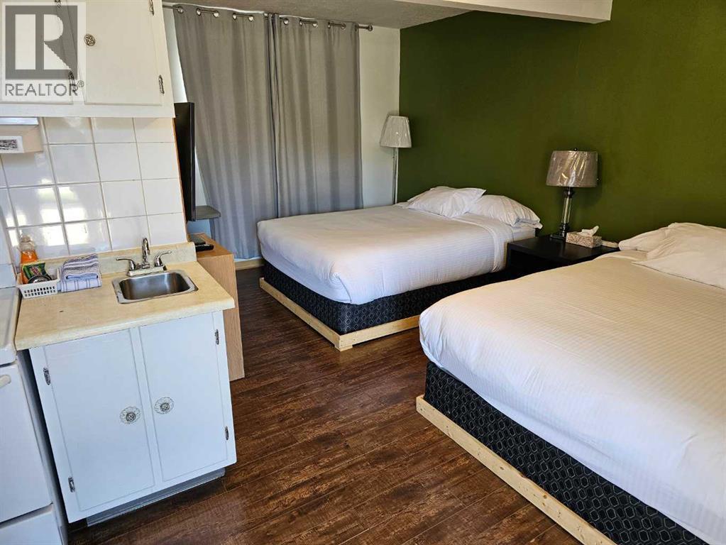 506 Main Avenue W, Sundre, Alberta  T0M 1X0 - Photo 9 - A2220858