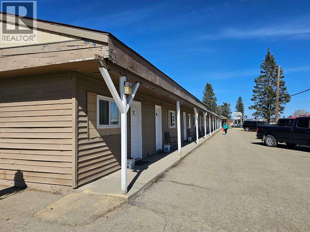 506 Main Avenue W, Sundre, Alberta  T0M 1X0 - Photo 4 - A2220858