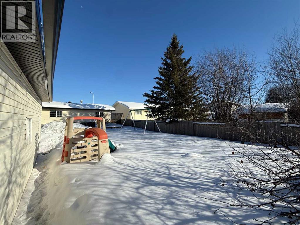 257 Cochrane Crescent, Fort Mcmurray, Alberta  T9K 1J6 - Photo 7 - A2296345