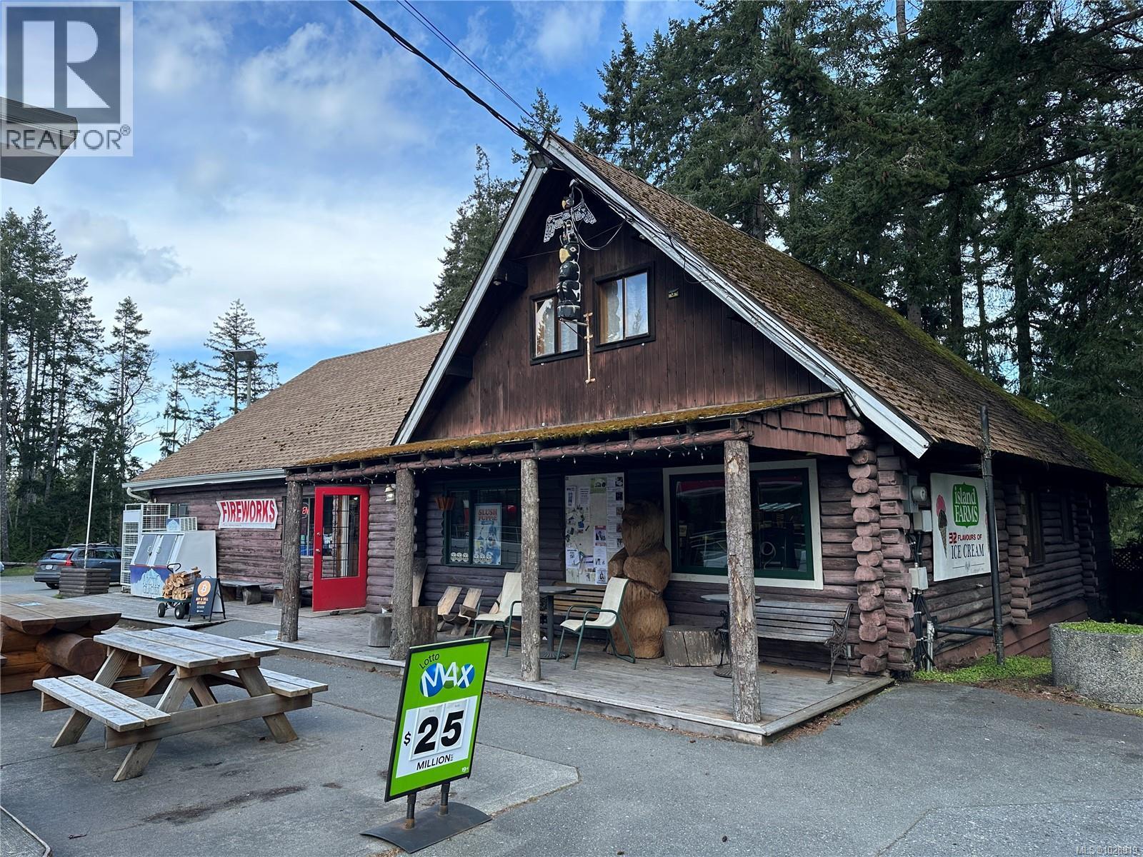 961 Island Hwy E, Parksville, British Columbia