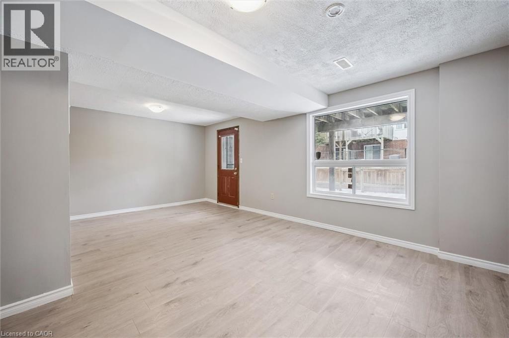 54 Green Valley Drive Unit# 1, Kitchener, Ontario  N2P 1Z9 - Photo 22 - 40813235